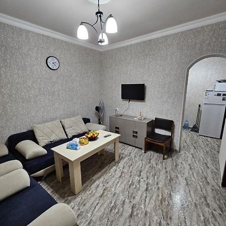 Туристический Дом В Evn Airport Erivan Dış mekan fotoğraf